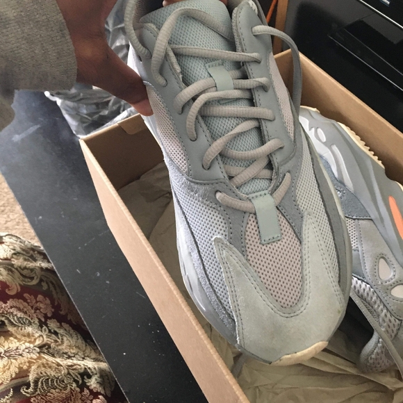 Yeezy boost 700 - Picture 5 of 5